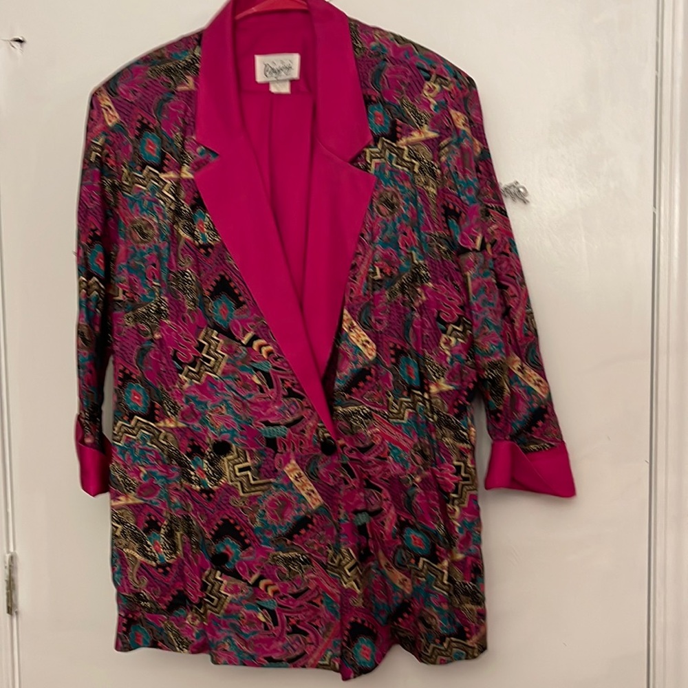 Skirt suit